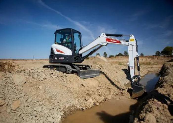 How to Speed Up Jobsite Efficiency with the Right Rentals